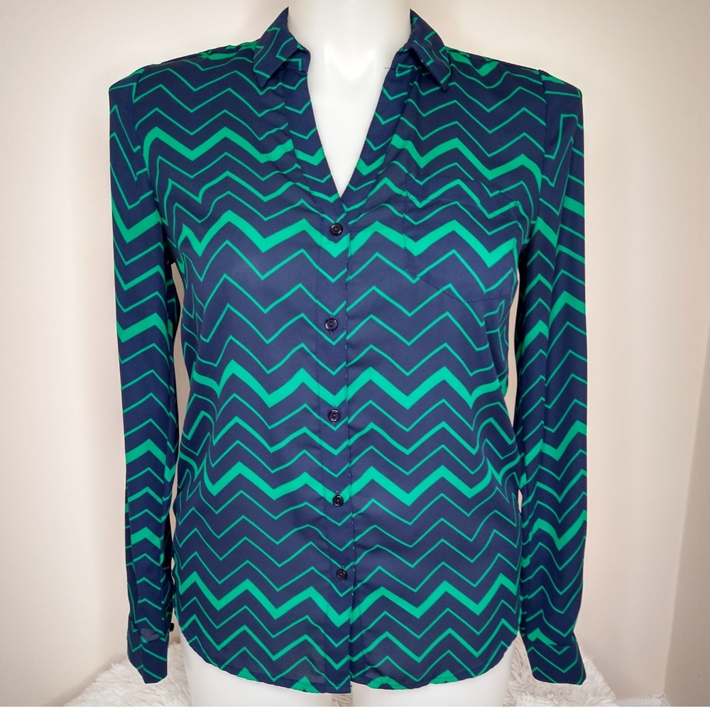 🌼 The Limited Chiffon Chevron Dress Shirt